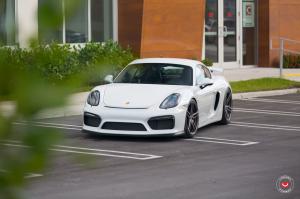 Porsche 718 Cayman GT4 on Vossen Wheels (HC-1) 2017 года
